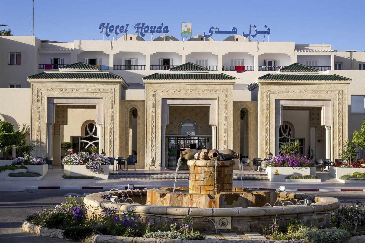 74b647bb79b5a1f846968d40551bbba7_Houda_monastir_04